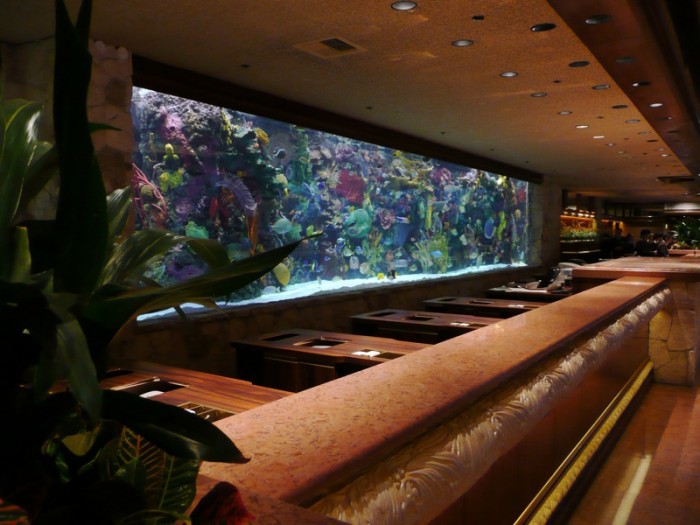 The_Mirage_-_lobby_aquarium.jpg